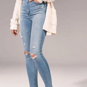 NWT Abercrombie Skinny Jeans